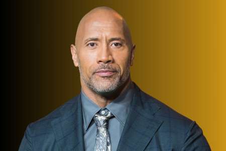 Dwayne Johnson semble pris dans un mensonge bizarre