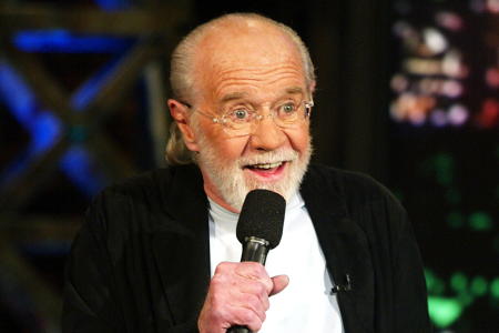 AI George Carlin Comedy Special Sparks Fury : « dégoûtant »