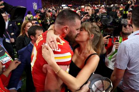 Travis Kelce se dirige vers un événement majeur en solo alors que Taylor Swift se produit en Europe