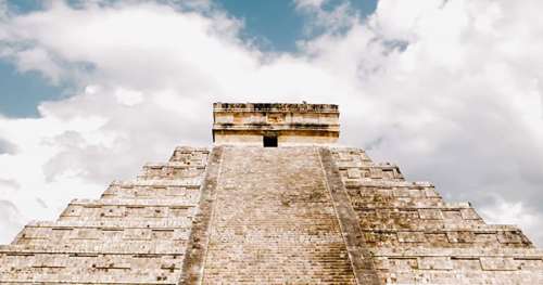 Visitez les magnifiques terres des Mayas à travers cette vidéo renversante