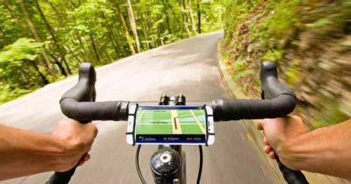 Idéal pour les cyclistes, ce support vous permet de placer votre téléphone sur votre guidon