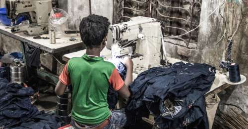 Amazon continue de vendre des vêtements fabriqués dans des conditions inhumaines