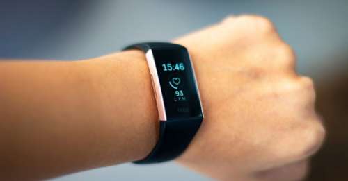 Google rachète Fitbit et espère s’imposer sur le marché des montres connectées