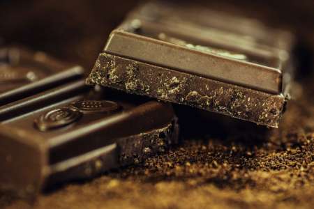 Le saviez-vous ? Manger du chocolat noir réduit significativement les symptômes de la dépression