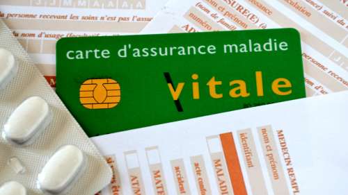 2,6 millions de cartes vitales en trop en circulation : des députés craignent une fraude importante