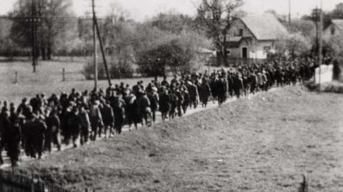 Les nazis ont tué des milliers de personnes en les forçant à marcher jusqu’à la mort