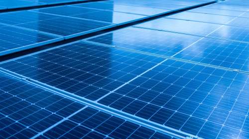 Une importante percée ouvre la voie aux cellules solaires à pérovskite commerciales