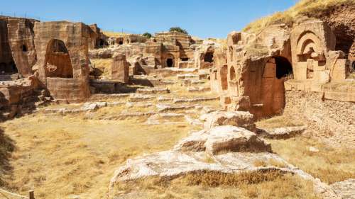 Découverte d’une cité antique souterraine en Turquie qui aurait servi de refuge aux chrétiens