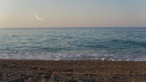 Le saviez-vous ? Non, nous n’en savons pas plus sur la Lune que sur les fonds marins