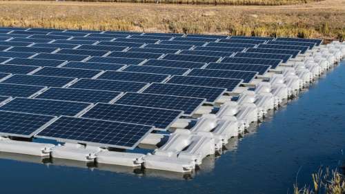 Les panneaux solaires flottants : une alternative énergétique prometteuse