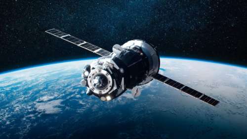 Le Japon envoie le premier satellite en bois au monde dans l’espace