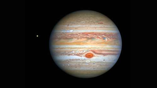 Des images montrent un objet se déplaçant rapidement et frappant Jupiter