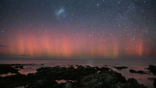 De rares aurores boréales rouges observées dans le ciel européen