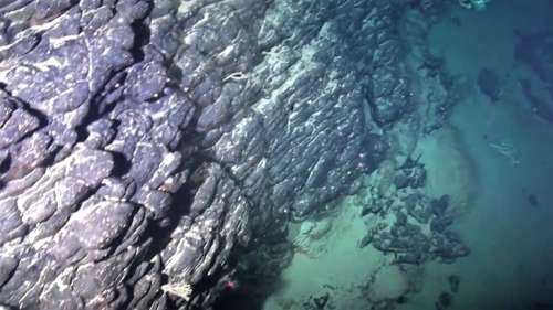 Une île engloutie depuis des millions d’années découverte au large du Brésil