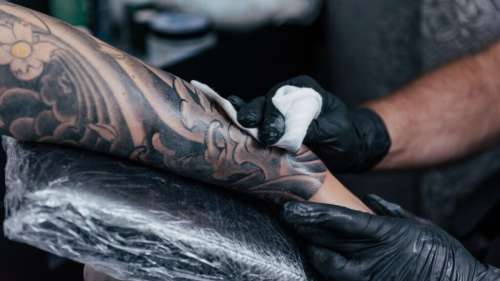 Les tatouages augmentent de 21 % le risque d’avoir un cancer du système lymphatique