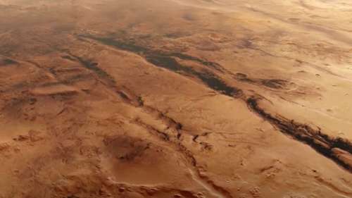 Survolez les canyons de la planète Mars dans une vidéo à la qualité exceptionnelle