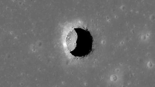 Des scientifiques découvrent l’entrée d’un « tunnel » sur la Lune