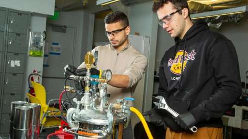 Le MIT découvre une nouvelle recette pour fabriquer de l’hydrogène à l’aide de canettes de soda