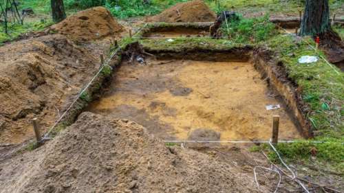  « Sensation en Serbie : une incroyable découverte de maison préhistorique de 8 000 ans »