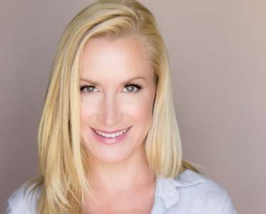 Angela Kinsey, co-star de “The Office”, parle de son objection à certaines lignes de personnages