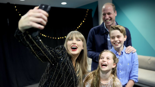 Taylor Swift prend un selfie avec le prince William et ses enfants George et Charlotte |  Nouvelles du Royaume-Uni