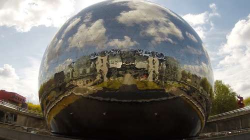 La Géode rouvre ses portes après six ans de travaux et une technologie de pointe