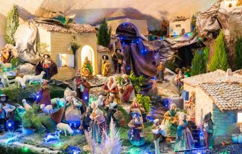 Noël à Beaucaire : Crèche et polémique
