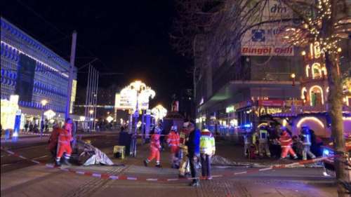 Une voiture fonce dans la foule sur un marché de Noël en Allemagne. Il y aurait de nombreuses victimes