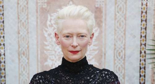 Tilda Swinton honorée à la Berlinale 2025 : un Ours d’or pour une carrière éclatante