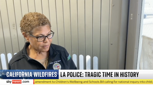 Incendies à Los Angeles : la maire Karen Bass sous le feu des critiques