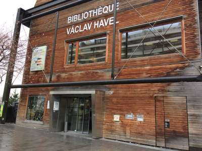 Bibliothèque Václav Havel : face aux violences, la mairie de Paris réagit