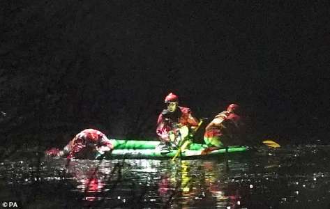 Plusieurs personnes se battent pour la vie à l’hôpital après avoir été retirées du lac de Solihull