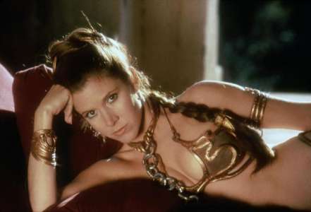 Star Wars : le bikini doré de la princesse Leia vendu 175 000 dollars