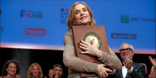 Isabelle Huppert, consécration émouvante au Festival Lumière 
