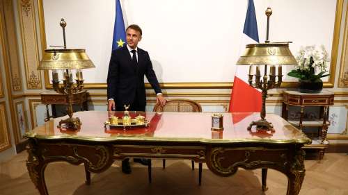 Emmanuel Macron inaugure une boutique-musée consacrée au palais de l’Élysée