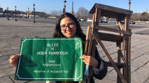 L'intrépide artiste Kubra Khademi rebaptise une allée parisienne du nom d'héroïnes afghanes