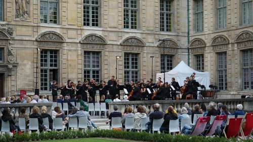 L’Orchestre de chambre de Paris passe à l’heure estivale