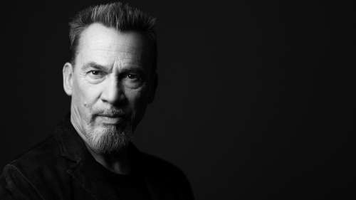 Florent Pagny raconté par sa fille dans un livre de photos inédites