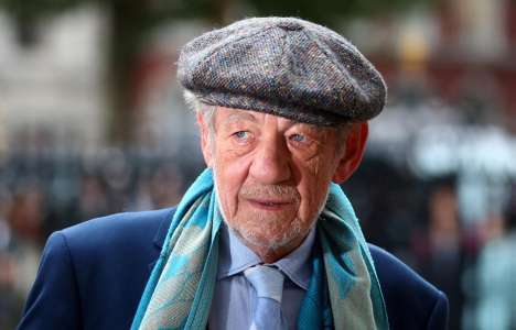 L'acteur Ian McKellen, 85 ans, chute en pleine représentation théâtrale