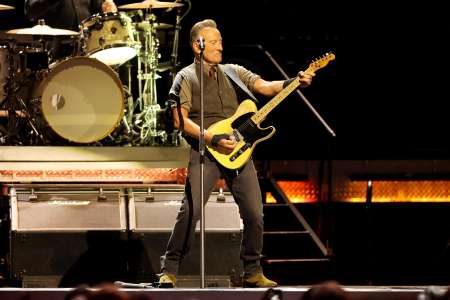 Souffrant, Bruce Springsteen reporte son concert prévu samedi soir à Marseille