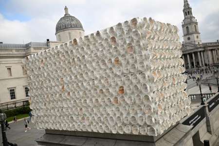 Une sculpture en hommage à la communauté trans installée à Trafalgar Square à Londres