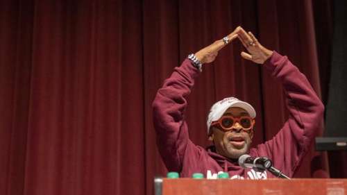 Spike Lee prépare une comédie musicale sur l'histoire du Viagra