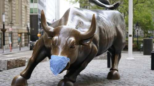 Mort du sculpteur Arturo Di Modica, auteur du Taureau de Wall Street