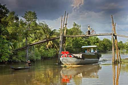 Les carnets de voyage de Douglas Kennedy au Vietnam : épisode 2, le delta du Mékong