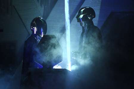 JO Paris 2024 : les Daft Punk seront absents de la cérémonie de clôture, affirme Victor Le Masne