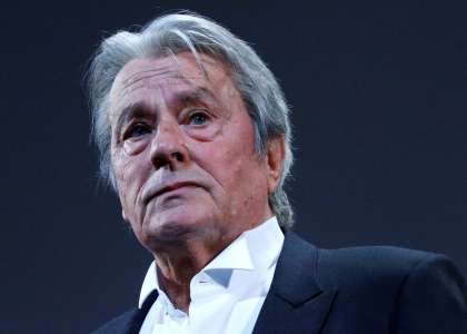 Loubo, le chien d'Alain Delon, ne sera pas euthanasié