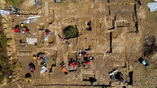 Une nécropole antique de mille tombes découverte à Narbonne