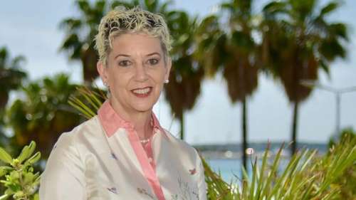 Patricia Kelly chante toujours sous la pluie
