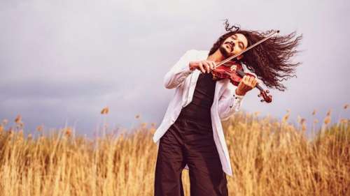 Nemanja Radulovic, violoniste de traditions