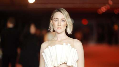 Plus libre que jamais, Saoirse Ronan produit The Outrun, un drame irlandais sur fond d’alcoolisme